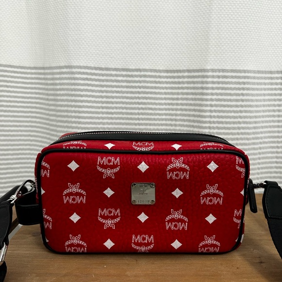 MCM Bag in Red & White Visetos NWOT - Picture 8 of 16